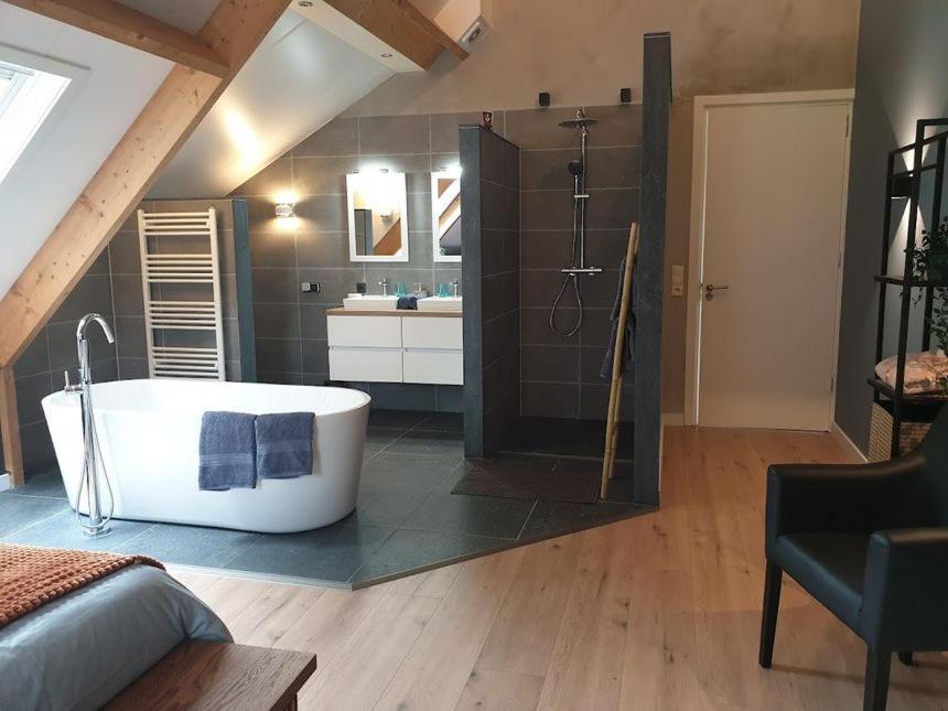 B&B Het Nijenhuis Diffelen エクステリア 写真